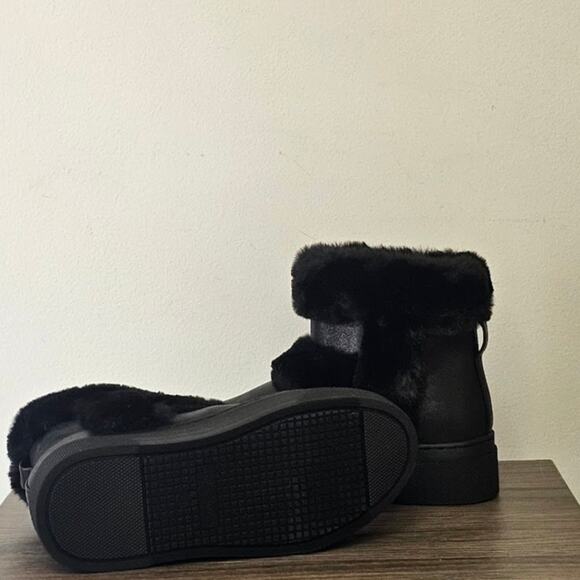 Steve Madden Kids Bunny Fur Boots  Big Kids Size 3 Black  NWT - Picture 8 of 9